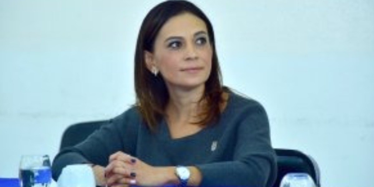 Es Liz Esparza nueva directora general de DIF León