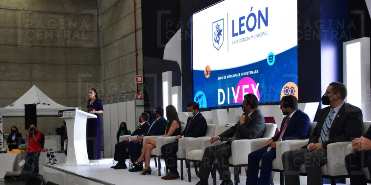 Arranca la feria DIVEX de materiales industriales en León