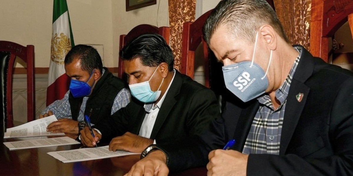 Firma SSPEG convenio para mejorar la seguridad en los municipios del Rincón