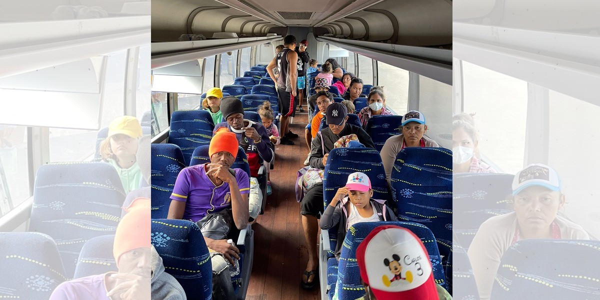 Arriban 105 migrantes centroamericanos al INM de León y San Miguel de Allende