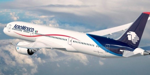 Aeroméxico pacta con Profeco ya no cobrar por equipaje de mano