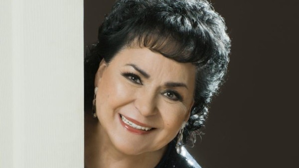 Hospitalizan de emergencia a Carmen Salinas; está grave