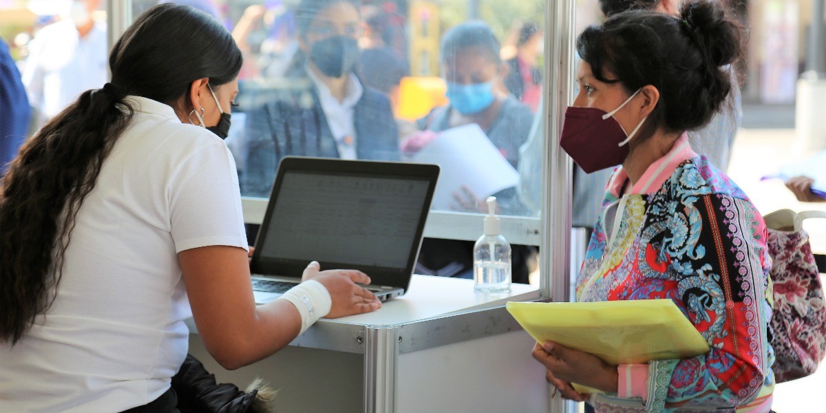 Acerca SDES más de mil oportunidades de empleo para irapuatenses