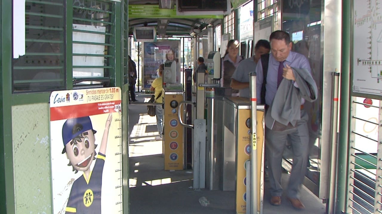 Tardanza en entrega de tarjeta Pagobús, por crisis mundial en elaboración de chips