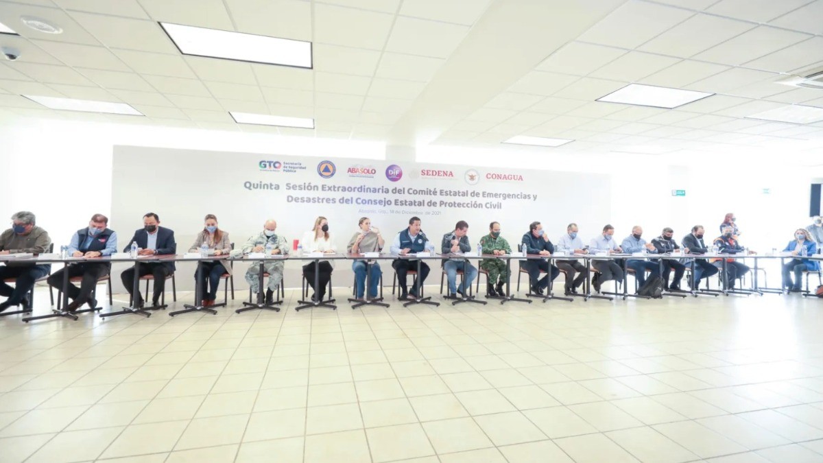 Buscan evitar inundaciones en Abasolo