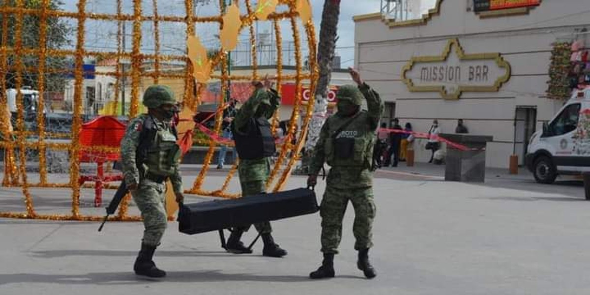 Amenaza de bomba lleva a descubrir dos bolsas con dinero en alcaldía de Reynosa