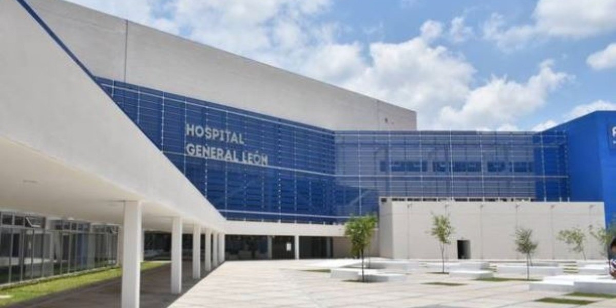 Taxistas esperan respuesta estatal para trabajar en el nuevo Hospital de San Carlos