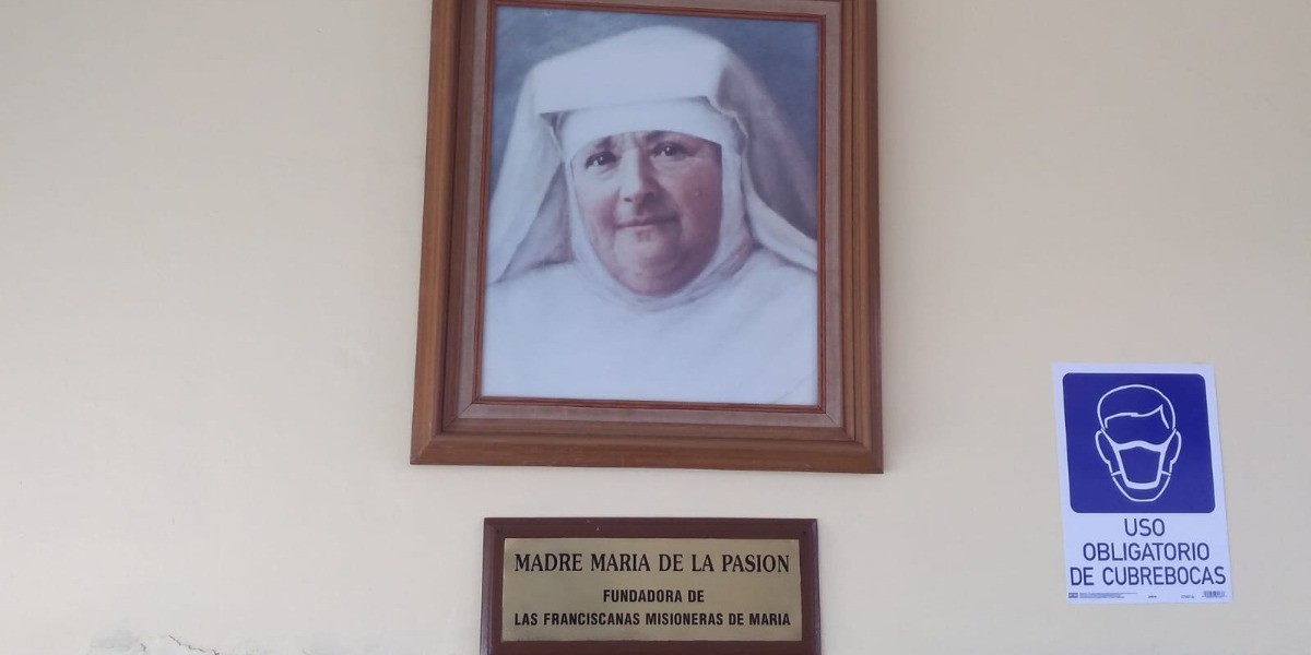 Abuelitas del asilo María Asunta ya quieren ver a sus familiares