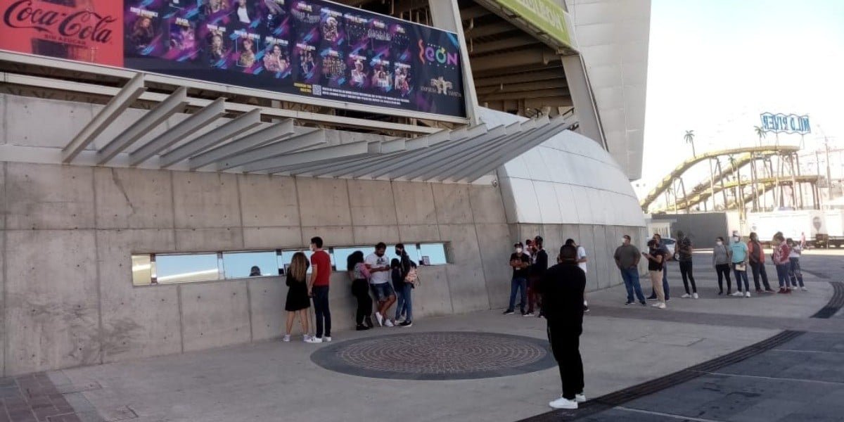 Vacunarse y respetar medidas de sanidad, piden leoneses que asistirán a la feria