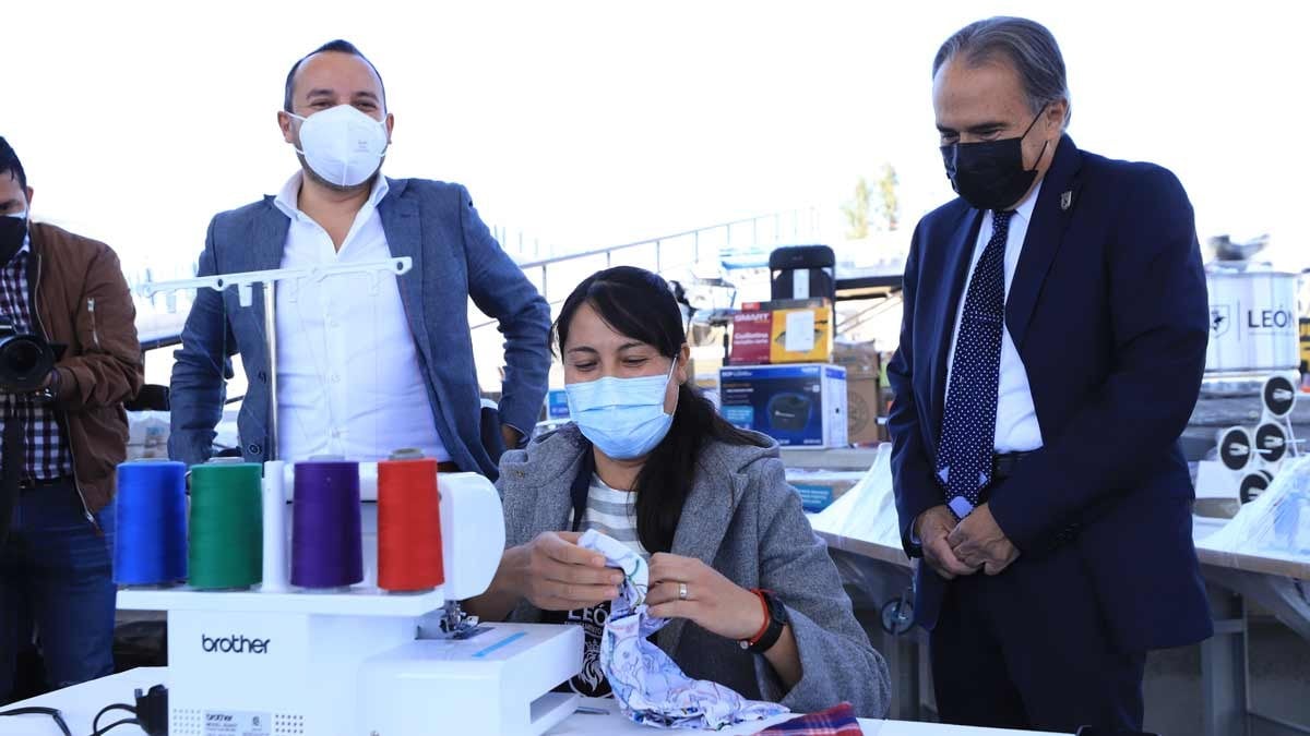 Entregan a 252 leoneses apoyos para mejora en proyectos productivos