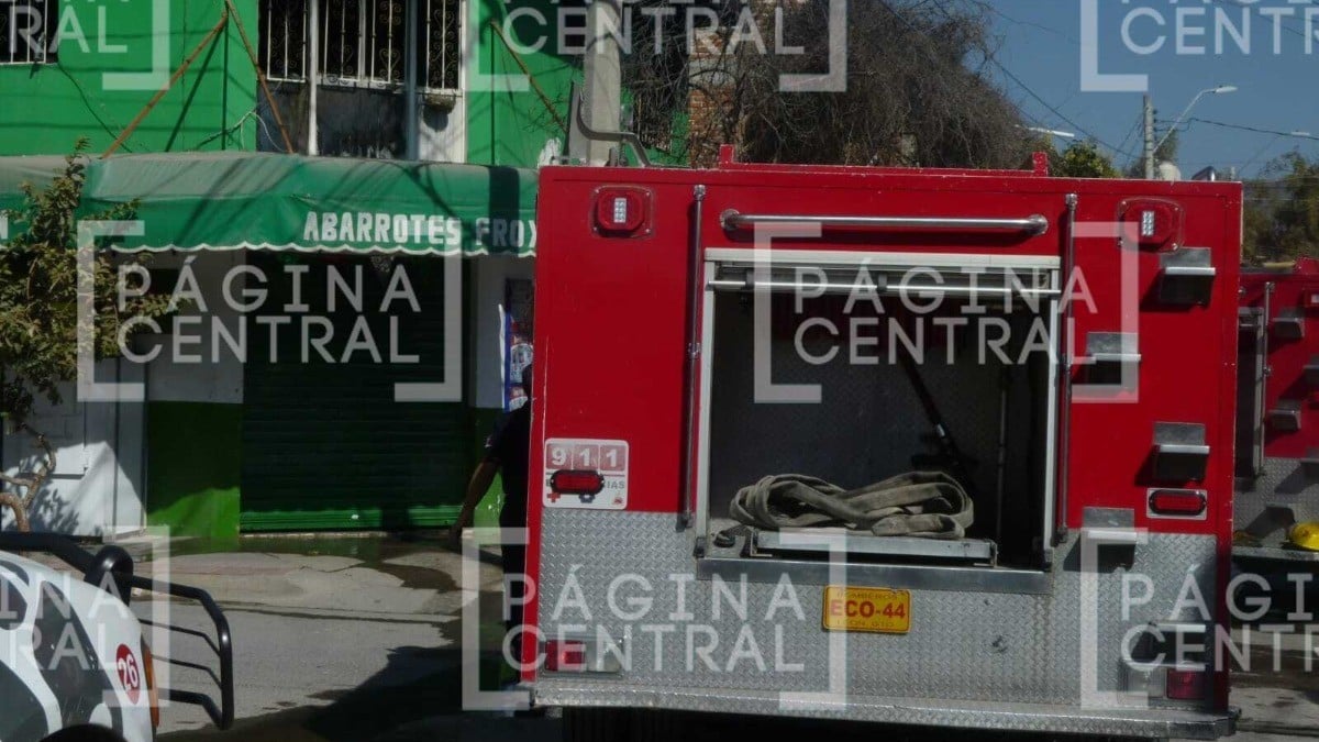 Sufre hombre quemaduras en incendio de tienda de abarrotes