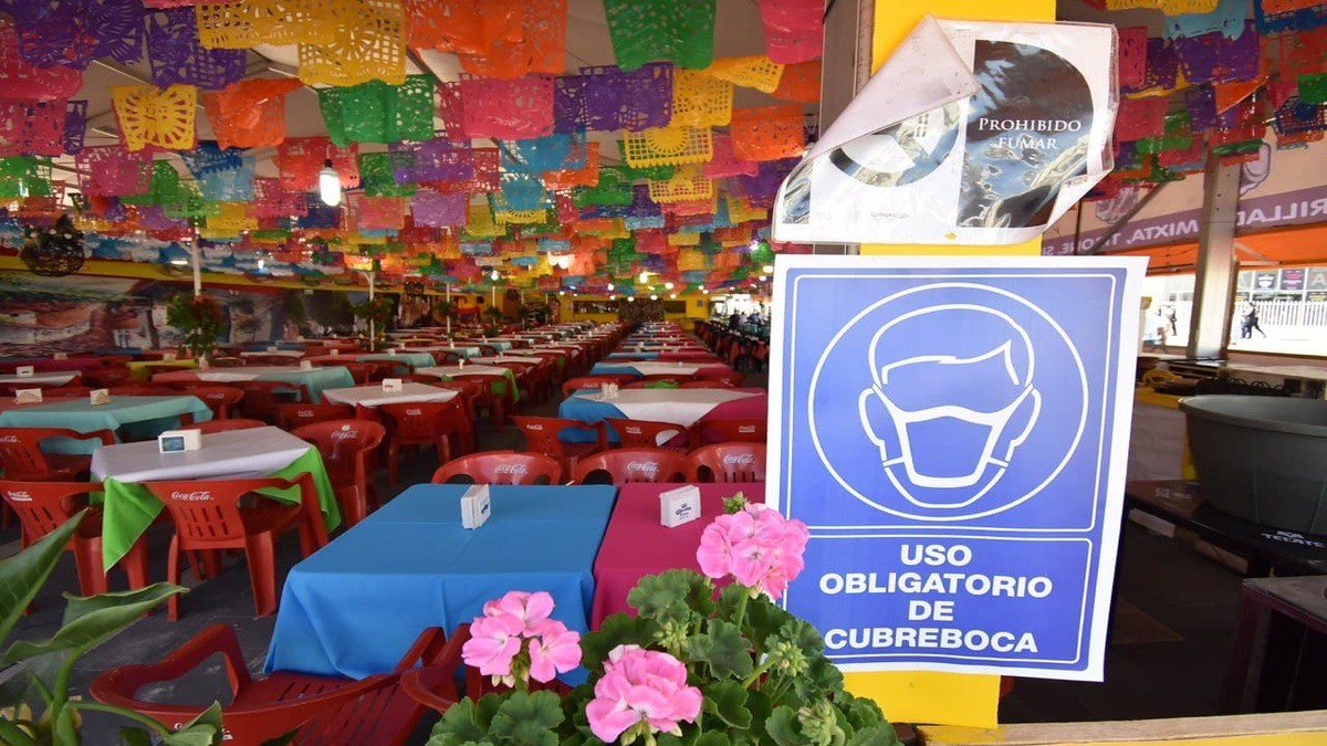 Tras 300 contagios, busca Canirac menos aforo en restaurantes