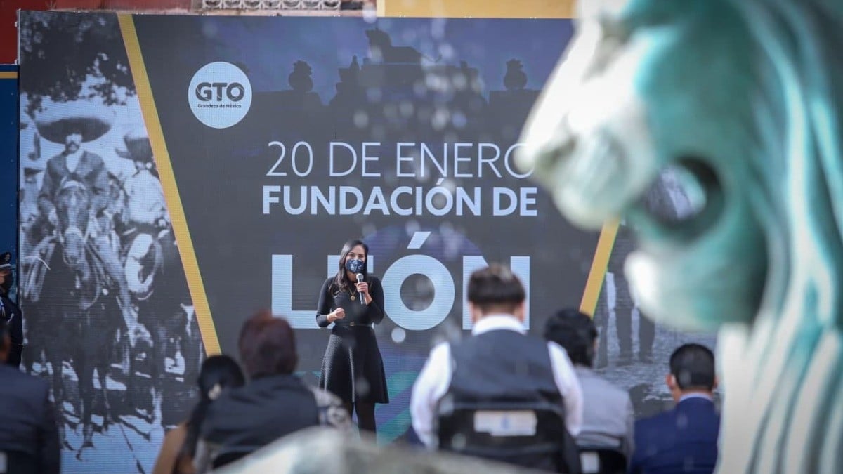 Alcaldesa presenta el programa León 450