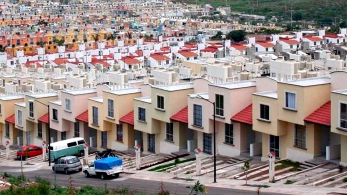 Deja modernización de escrituras más de 4 mil casas regularizadas