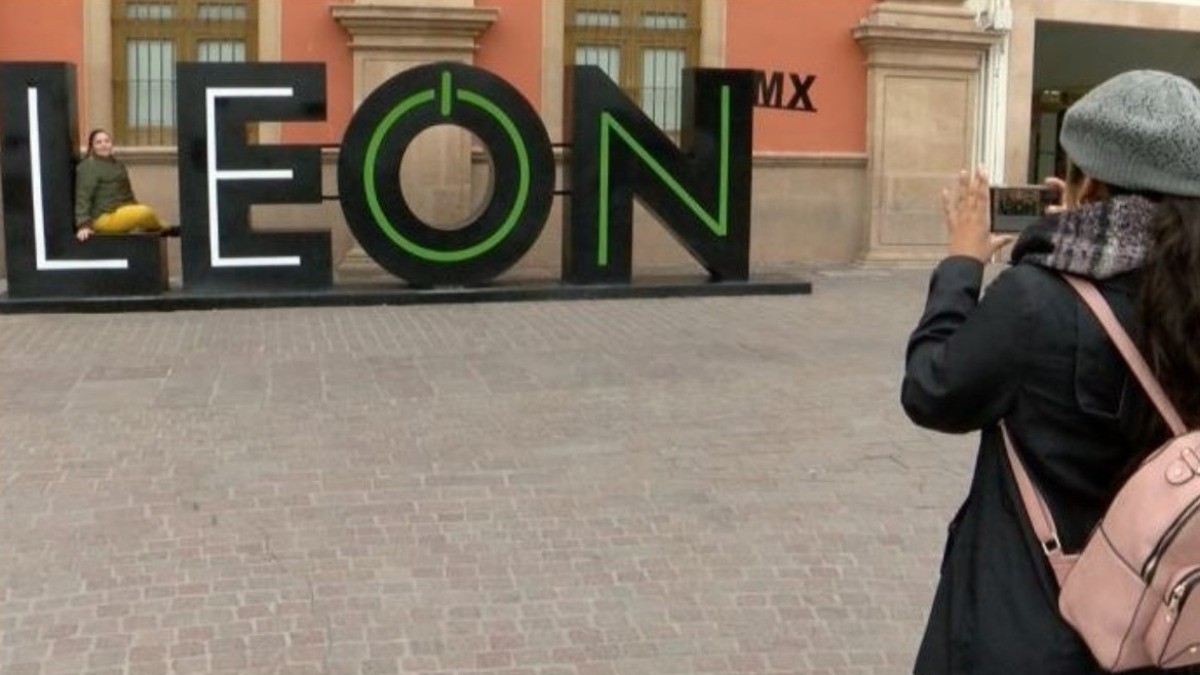 Reactiva turismo a León; sector calzado, pendiente: Romero Pacheco