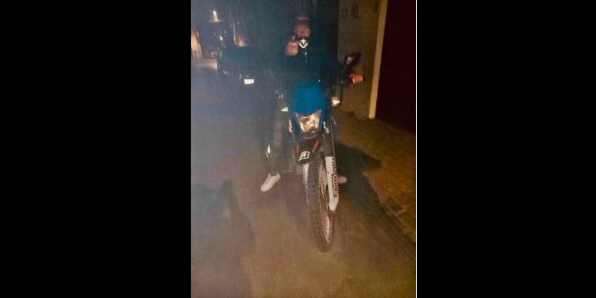 Mujer alcanza a fotografiar a su asesino cuando le dispara