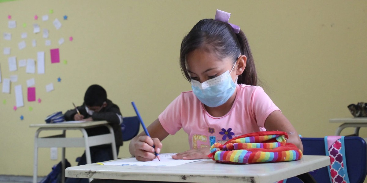 Regreso total a las aulas será en menos de 15 días: SEG