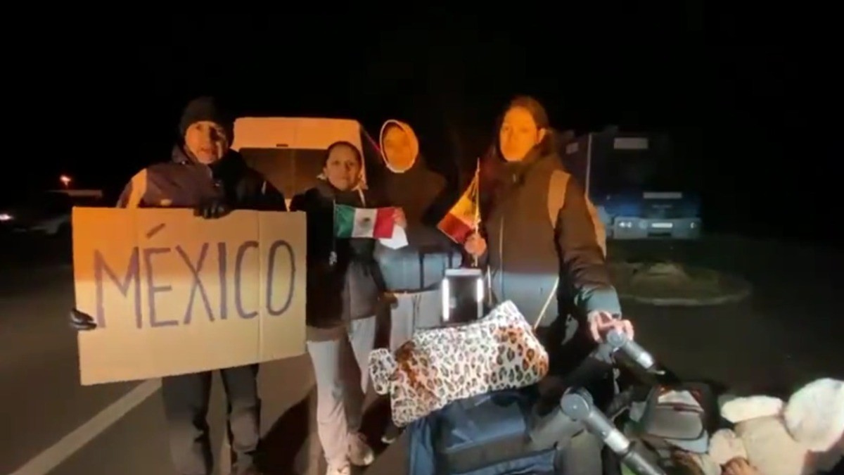 Primeras familias mexicanas procedentes de Ucrania llegan a Rumania
