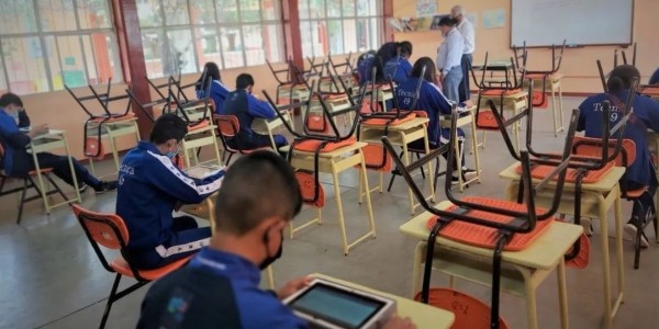 Buena noticia el regreso a clases presenciales: Jonathan González