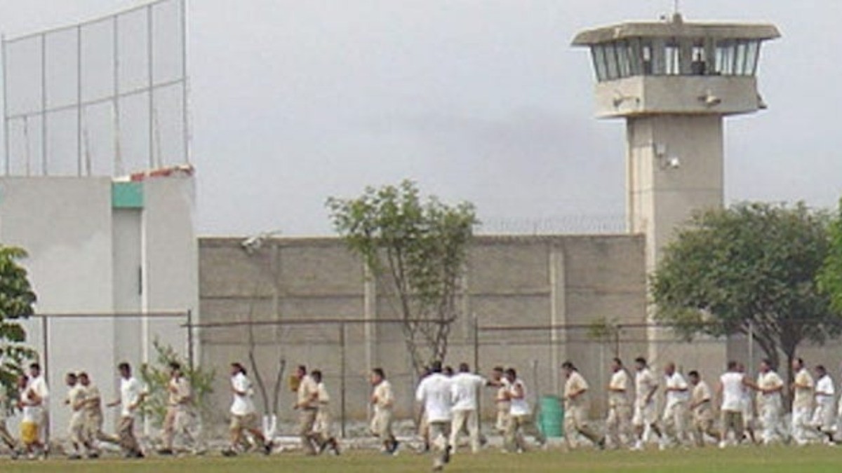 Se fuga de la cárcel presunto asesino de jóvenes de Lagos de Moreno