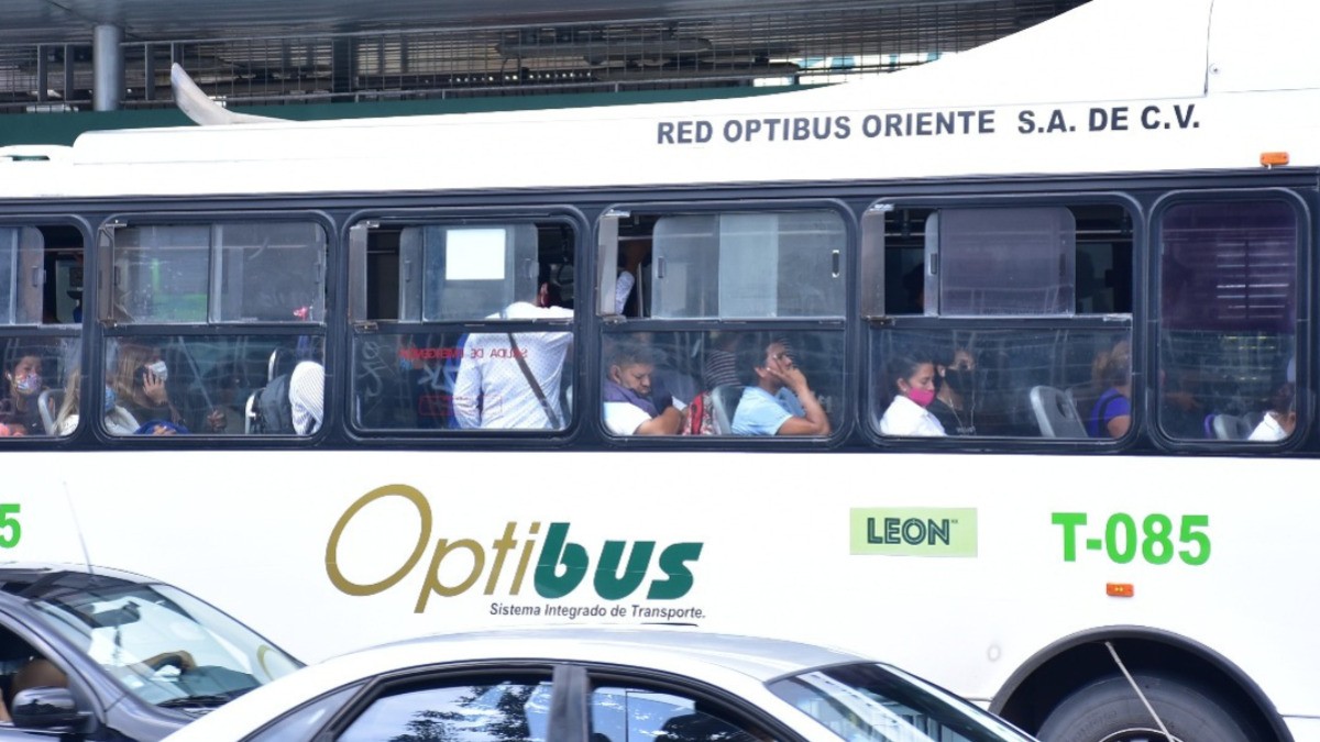 Regreso total a clases activa al SIT; habrá más rutas