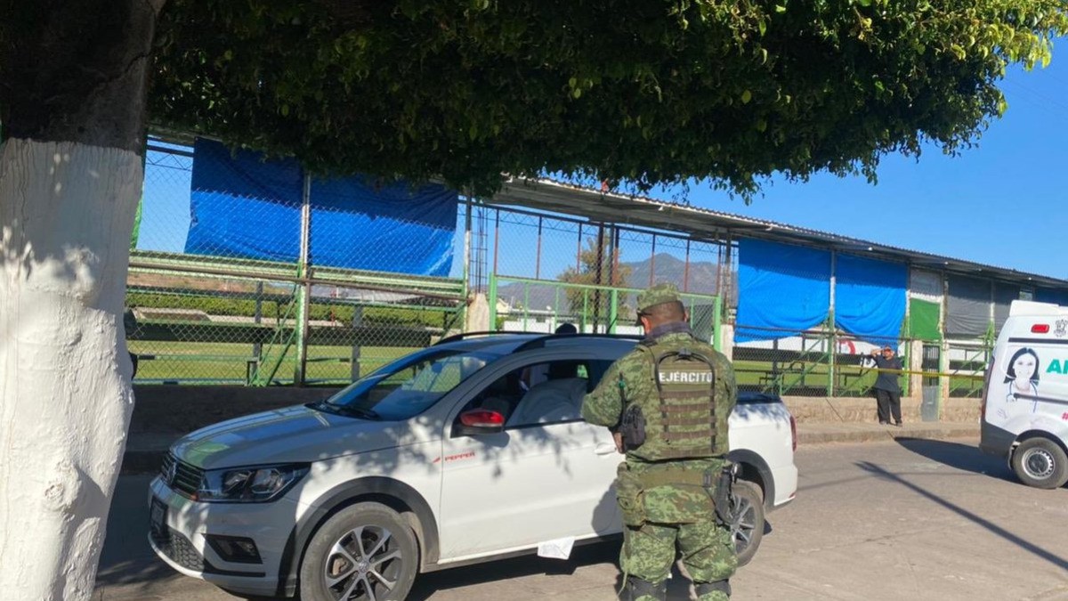 Acribillan a alcalde de Aguililla, Michoacán