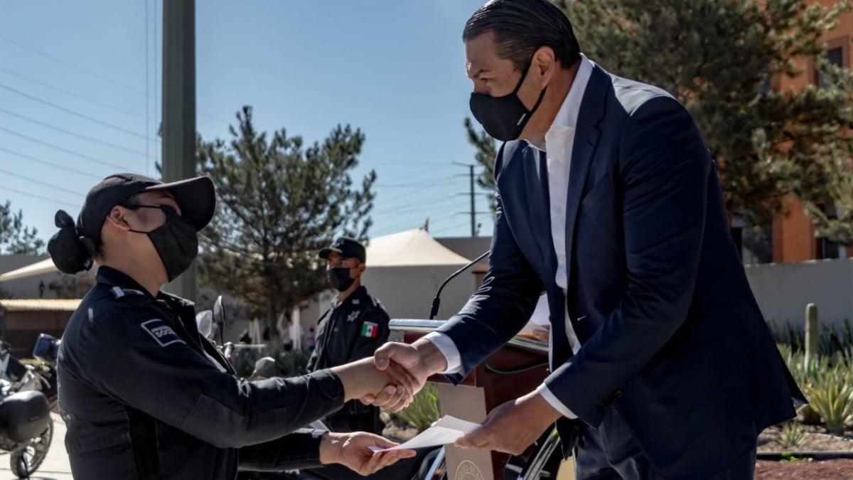 Policías de SMA reciben aumento salarial de más de 23 mil pesos mensuales