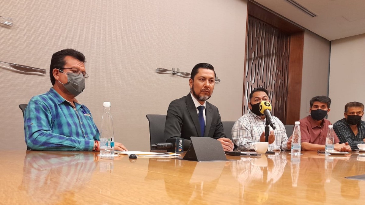 Demandan extrabajadores de SAPAL a sindicato adherido a CTM