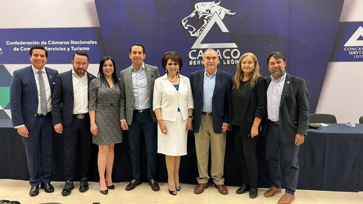 Continúa Liz Vargas al frente de la Canaco-Servytur León