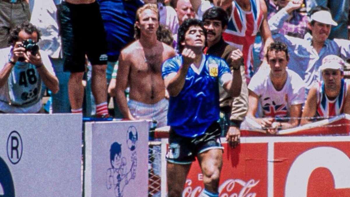 Preparan subasta de camiseta de ‘La Mano de Dios’