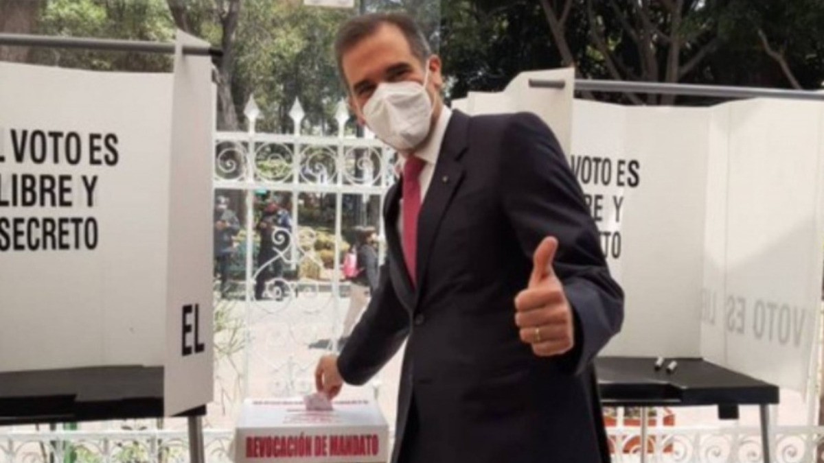 No habrá fraude en revocación de mandato, asegura Córdova