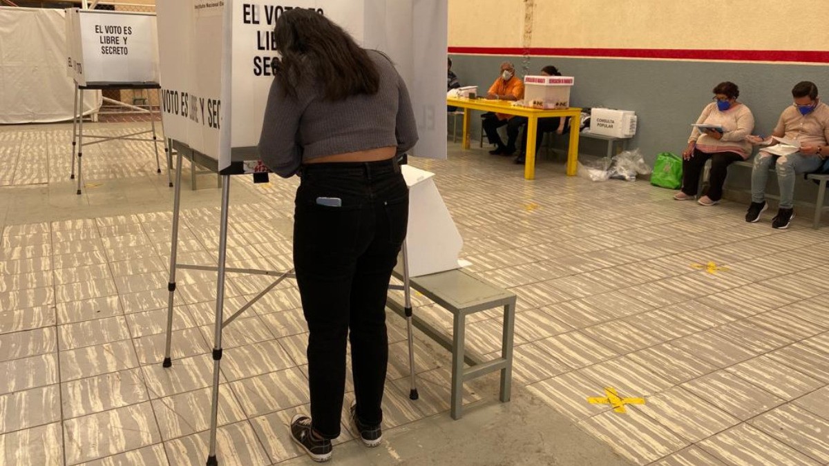 Solo votó el 17.7% del padrón electoral; el 92% lo hizo por la permanencia de AMLO: INE