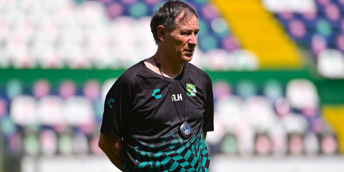 Se va Holan del Club León