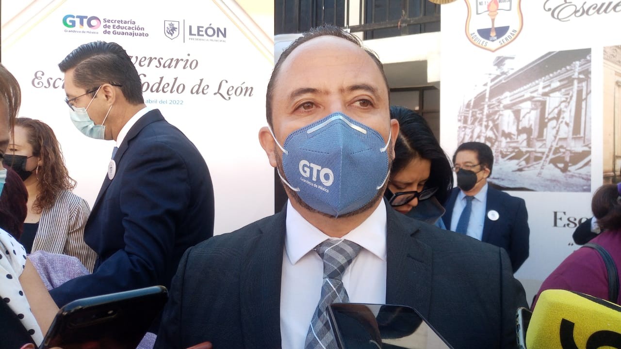 Inviable sustituir grados escolares por fases de aprendizaje: SEG