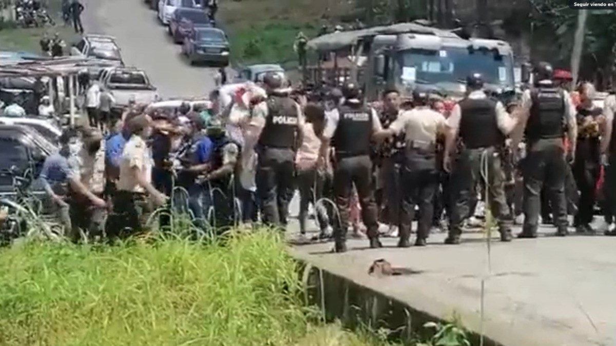 43 muertos deja motín en cárcel de Ecuador