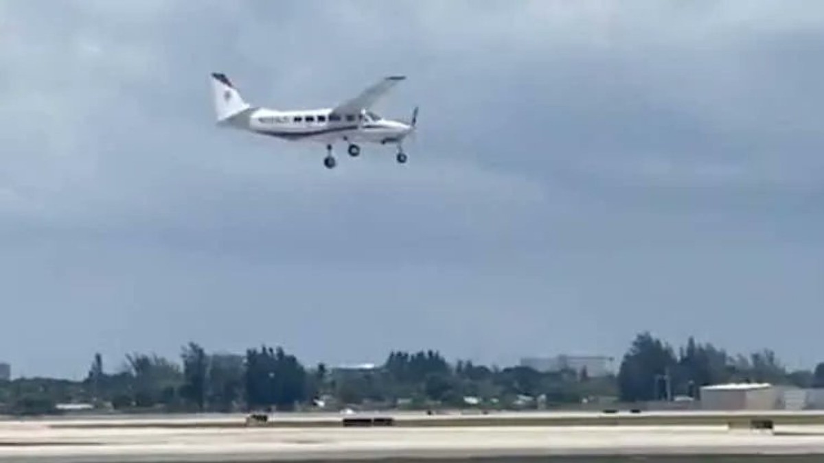 Pasajero aterriza avión sin saber volar