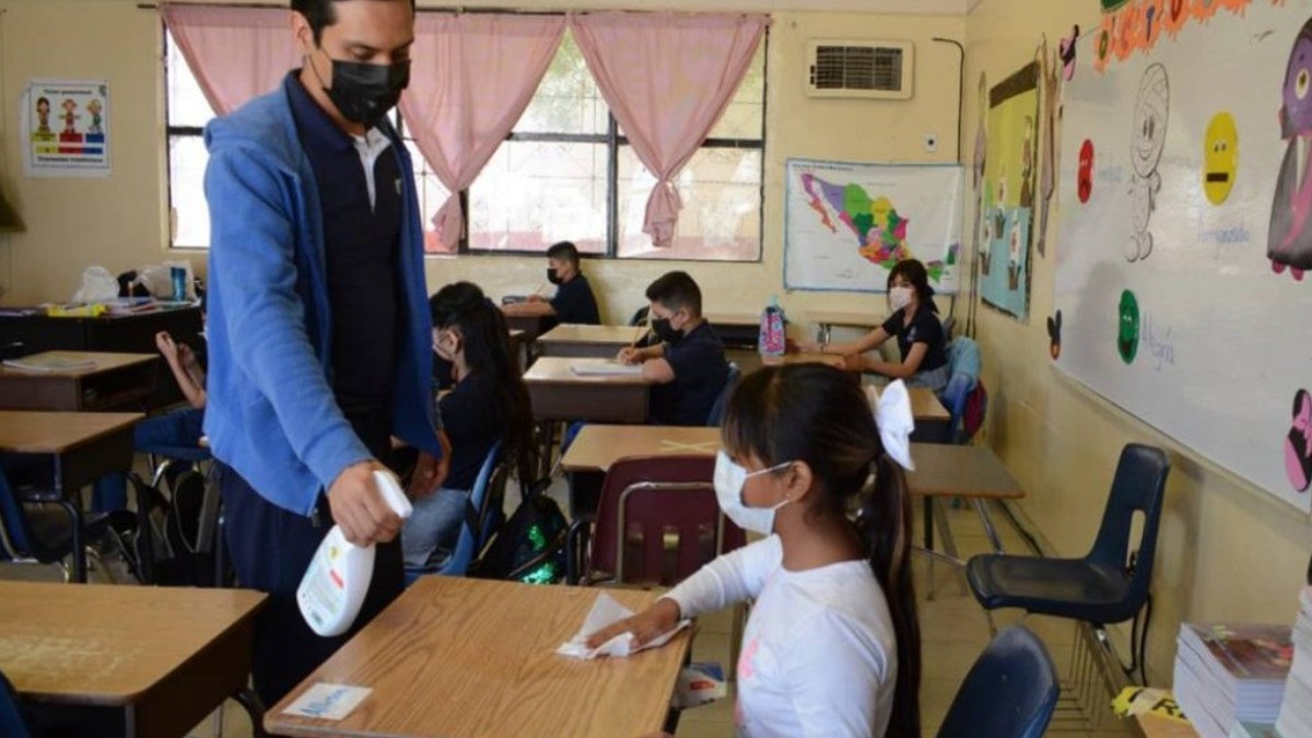 Anuncia SEP alza salarial para los maestros