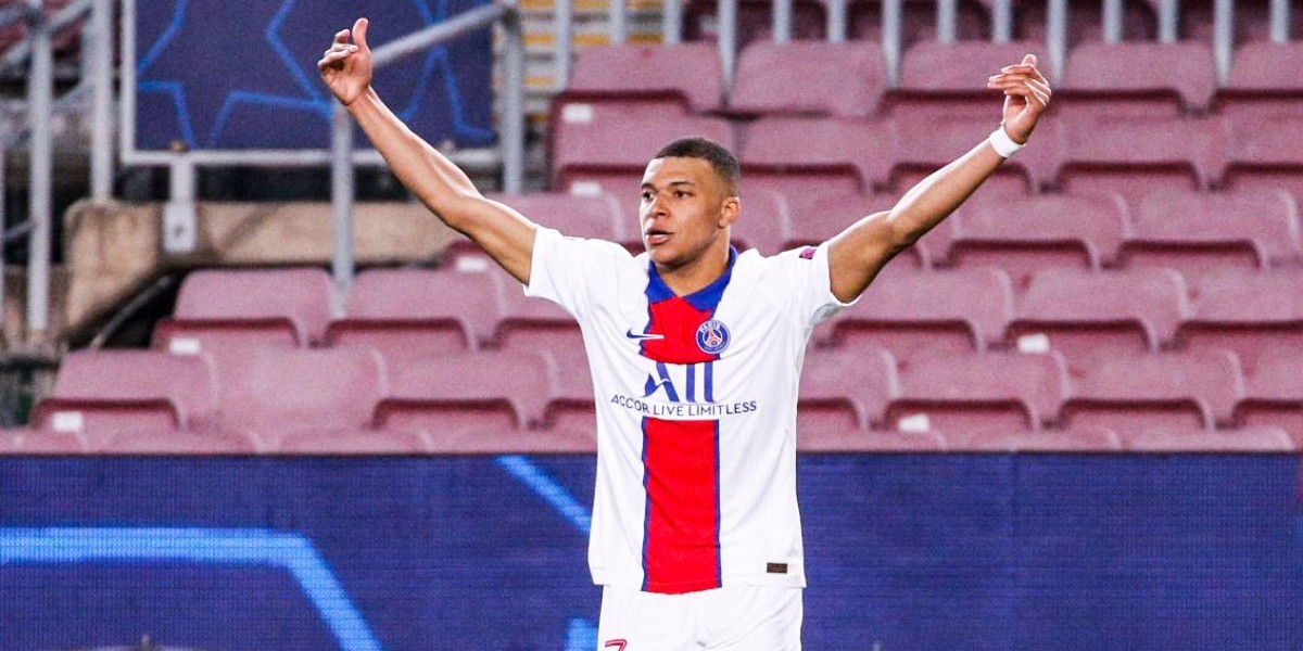 Rechaza Mbappé al Real Madrid y saca a director deportivo del PSG