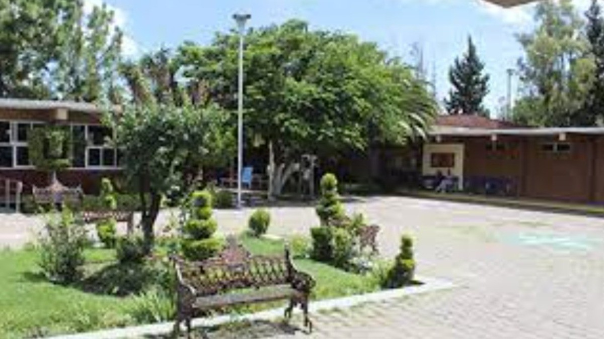 Implementan ‘operativo mochila’ ante amenaza de tiroteo en institución de Silao