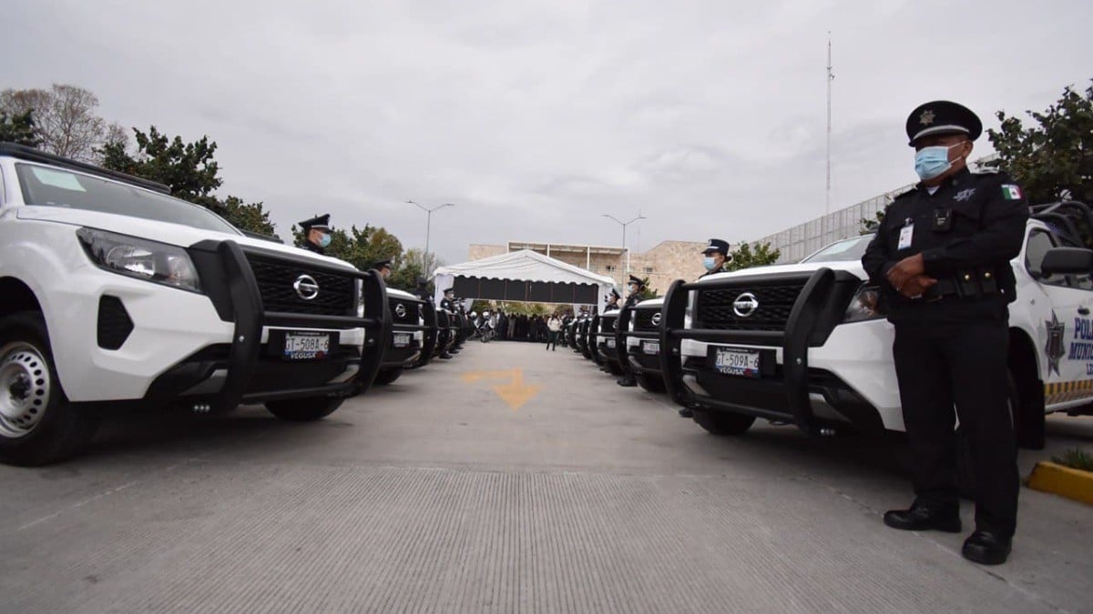 Sospechan compra de patrullas a sobreprecio; secretario apoya investigación