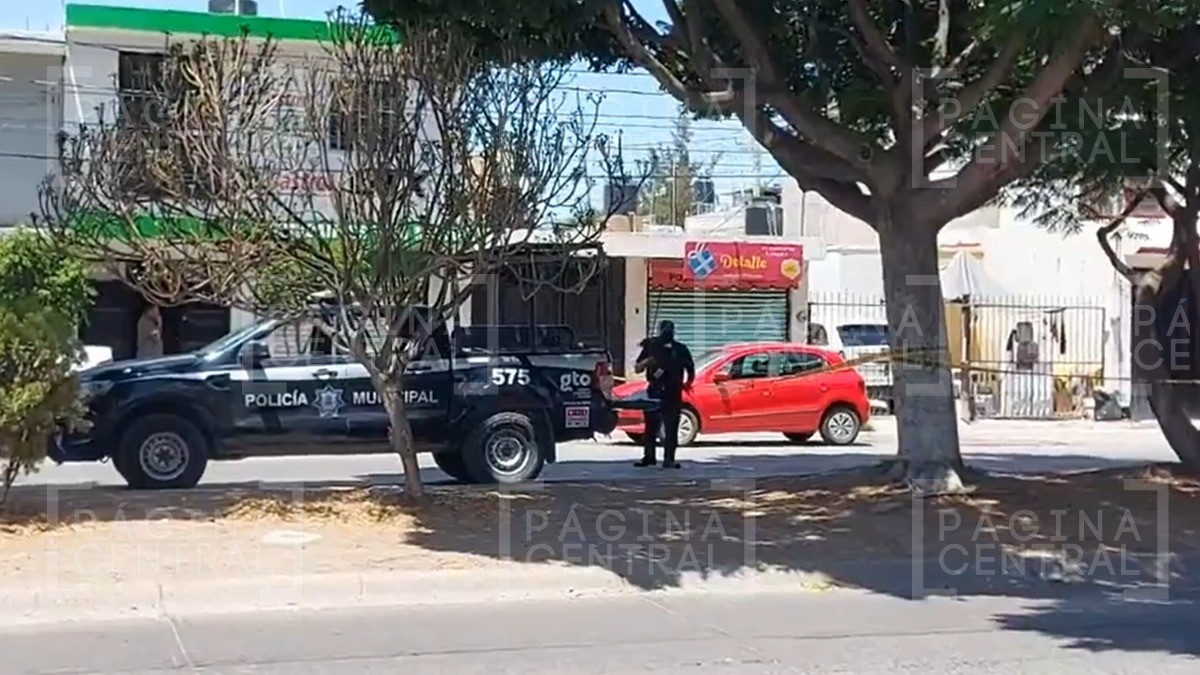 Motosicarios balean a hombre y huyen