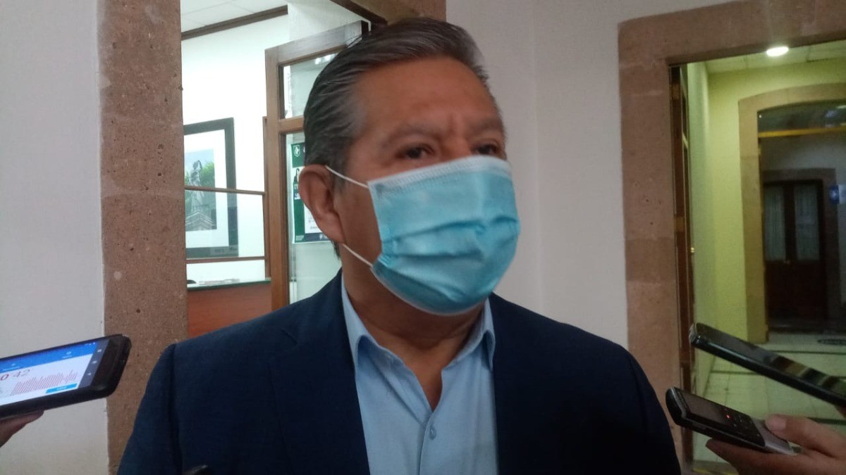 Alistan regularización masiva de bares y cantinas