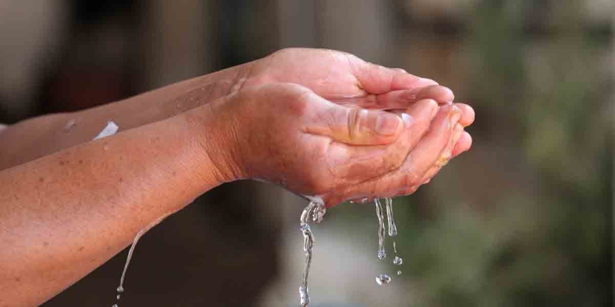 Solo se dotará de agua a las colonias irregulares que tengan 10 años