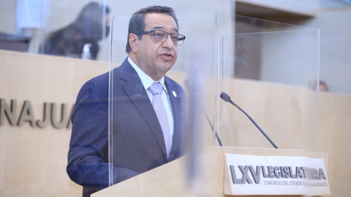 Buscan impulsar con iniciativa créditos para más empresas