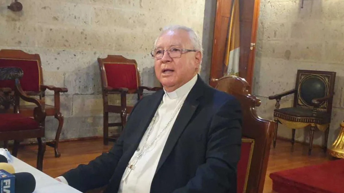 Narco cobra piso a parroquias en Jalisco, denuncia cardenal