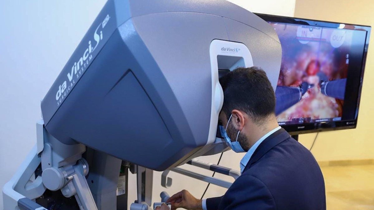 Estrena Guanajuato robot médico “Da Vinci”