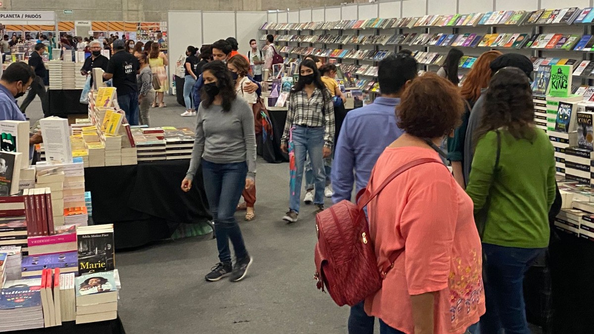 Regresa la Feria del Libro del León de forma presencial