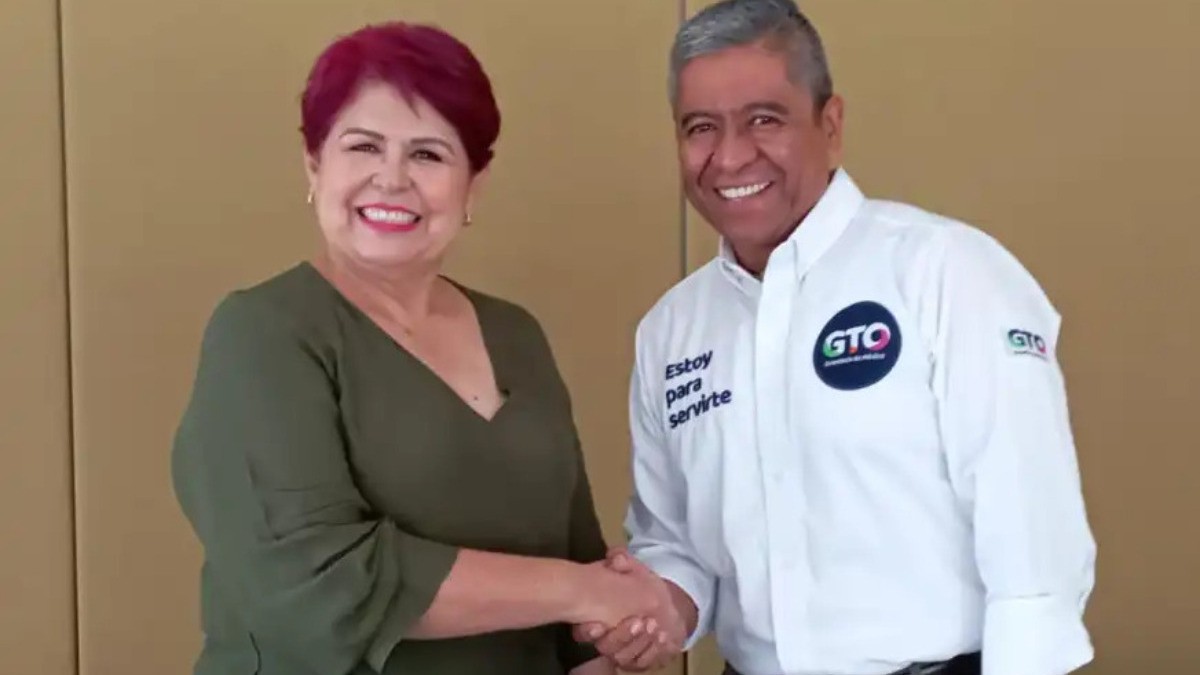 Firman convenio Amexme e Inaeba