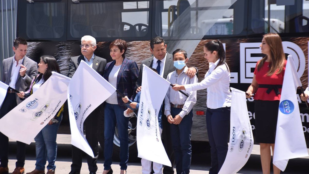 Reitera alcaldesa su compromiso de llevar internet a comunidades