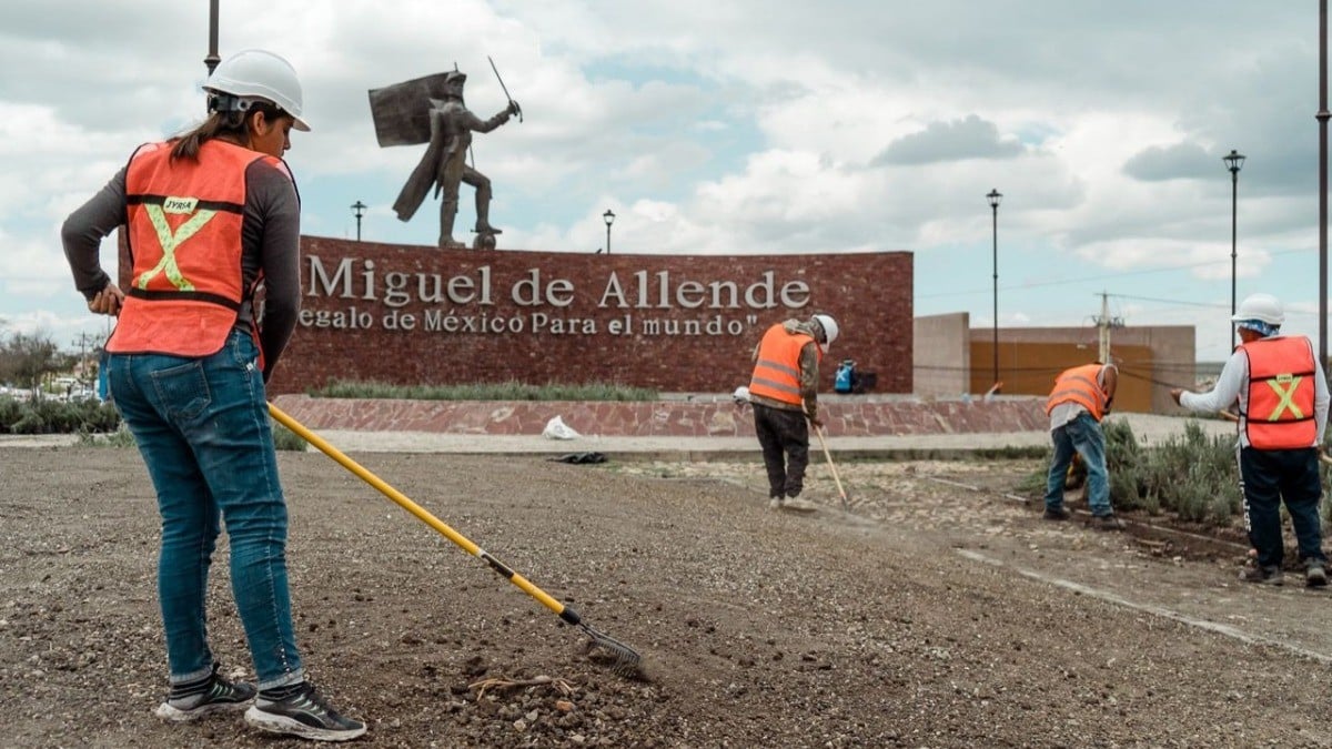 Embellece San Miguel de Allende imagen del bulevar de La Conspiración